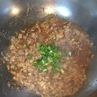 香气浓郁的肉末粉丝做法图解8)