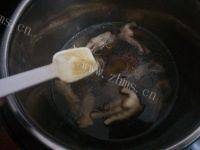 黑豆凤爪汤自制