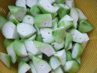 丝瓜炖豆腐做法图解3)