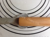 营养美味的黑贝果做法图解9)