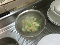 美味的百合炒牛肉粒做法图解8)