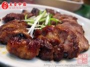 美味的蒜香烤猪面肉