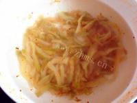 美味的榨菜蒸排骨做法图解4)