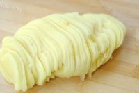 DIY酸辣土豆丝做法图解2)
