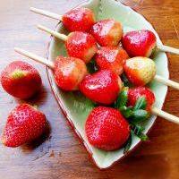 冰糖葫芦草莓串的做法图解八