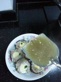 色味俱全的香菇蒸鹌鹑蛋