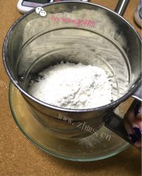 自制核桃小酥饼做法图解4)