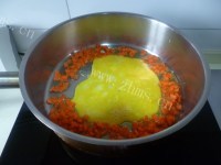 色香味俱全的蛋炒饭做法图解5)