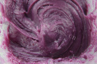 诱人的紫薯泥的做法图解二