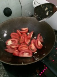 美味营养的西红柿炒蛋做法图解6)