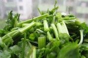 美味的干煸鲫鱼做法图解7)