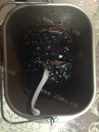 家常面包机蔓越莓干做果酱做法图解3)