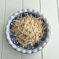 香辣的腐竹拌鸡丝做法图解4)