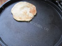 色泽不错的土豆糯米饼做法图解11)