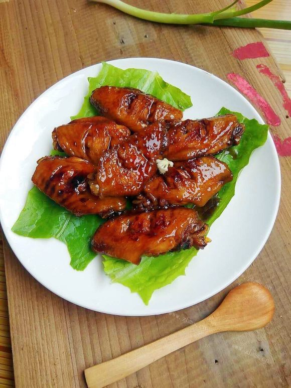 热腾腾的可乐鸡翅