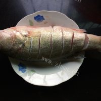 糖醋鲈鱼做法图解1)