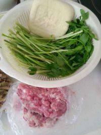 口味极佳的大馄饨做法图解2)