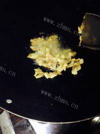 口感好的炒河粉做法图解3)