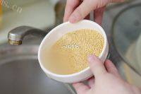 自制小米蒸排骨做法图解2)