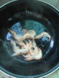 好吃的鲜虾豆腐红汤做法图解1)