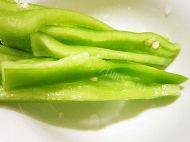 家常菜肉末土豆条做法图解2)