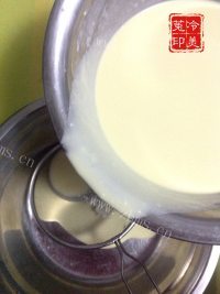 自制轻乳酪蛋糕做法图解8)