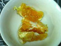色香味浓的白菜橙子香蕉饮的做法图解二