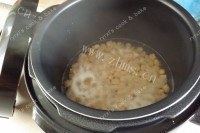 新鲜的地中海鹰嘴豆泥做法图解4)