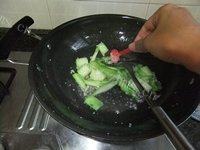 家常菜蒜蓉炒丝瓜