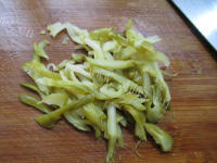 榨菜肉丝汤做法图解2)