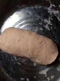 好吃的西红柿龙利鱼水饺做法图解3)