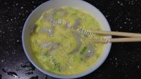 美味蛋卧虾仁白菜做法图解4)