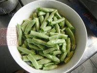 #爱美食#干煸豆角做法图解1)