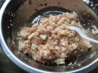 美味的自制大馄饨做法图解2)