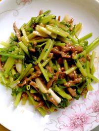 家常菜芹菜牛肉丝