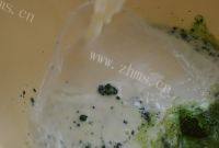 自制抹茶布丁做法图解2)