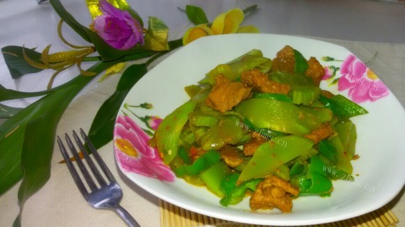 DIY莴笋炒肉片