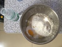 美味的门钉肉饼做法图解1)