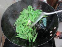 家常豆角炒肉做法图解5)