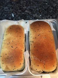 自制黑芝麻土司做法图解6)