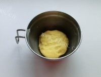 节日美食港式奶黄月饼的做法图解八