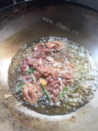 爆炒杜仲腰花做法图解17)