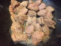 爱上土豆炖牛肉做法图解3)