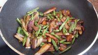 家常菜茄子炒豆角