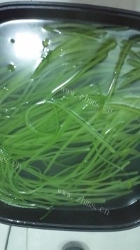 美味的翡翠饺子做法图解3)