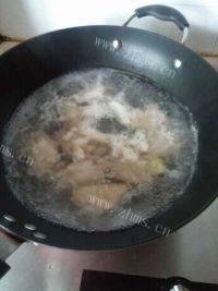 美味的酱鸡翅做法图解3)