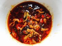 可口的鱼香肉丝面做法图解6)