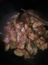 简单地西葫芦炒肉做法图解8)
