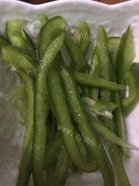 美味的虎皮鹌鹑蛋做法图解1)