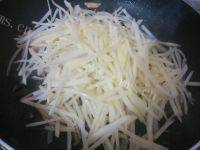 家常菜木耳土豆丝做法图解9)